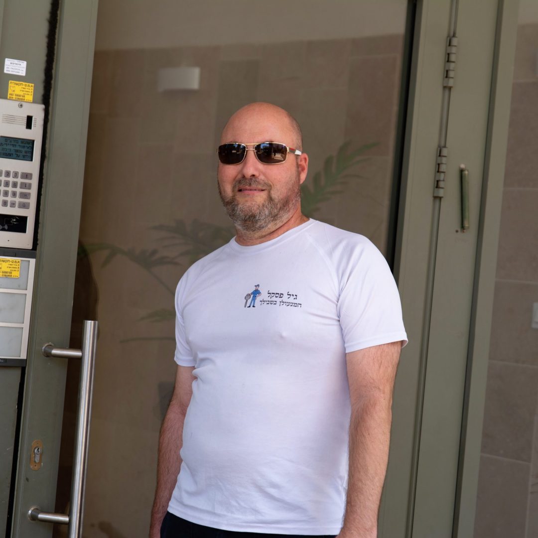 תיק של מנעולן גיל פסקל המנעולן בשבילך באזור השרון והסביבה