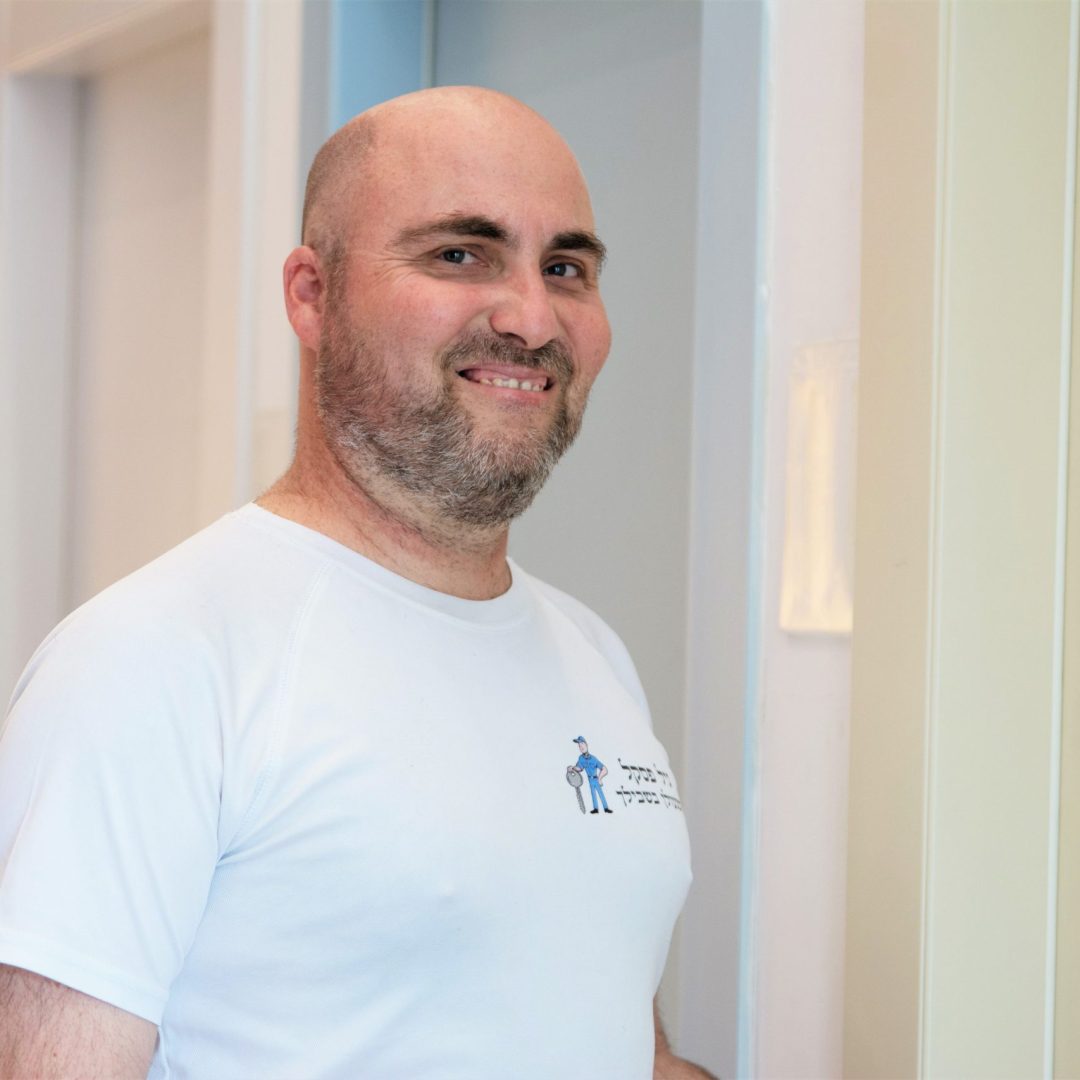 גיל פסקל המנעולן בשבילך באזור השרון והסביבה