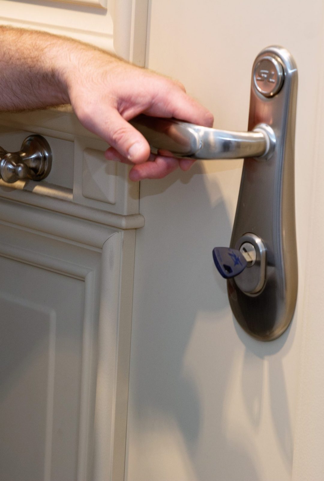open a door handle