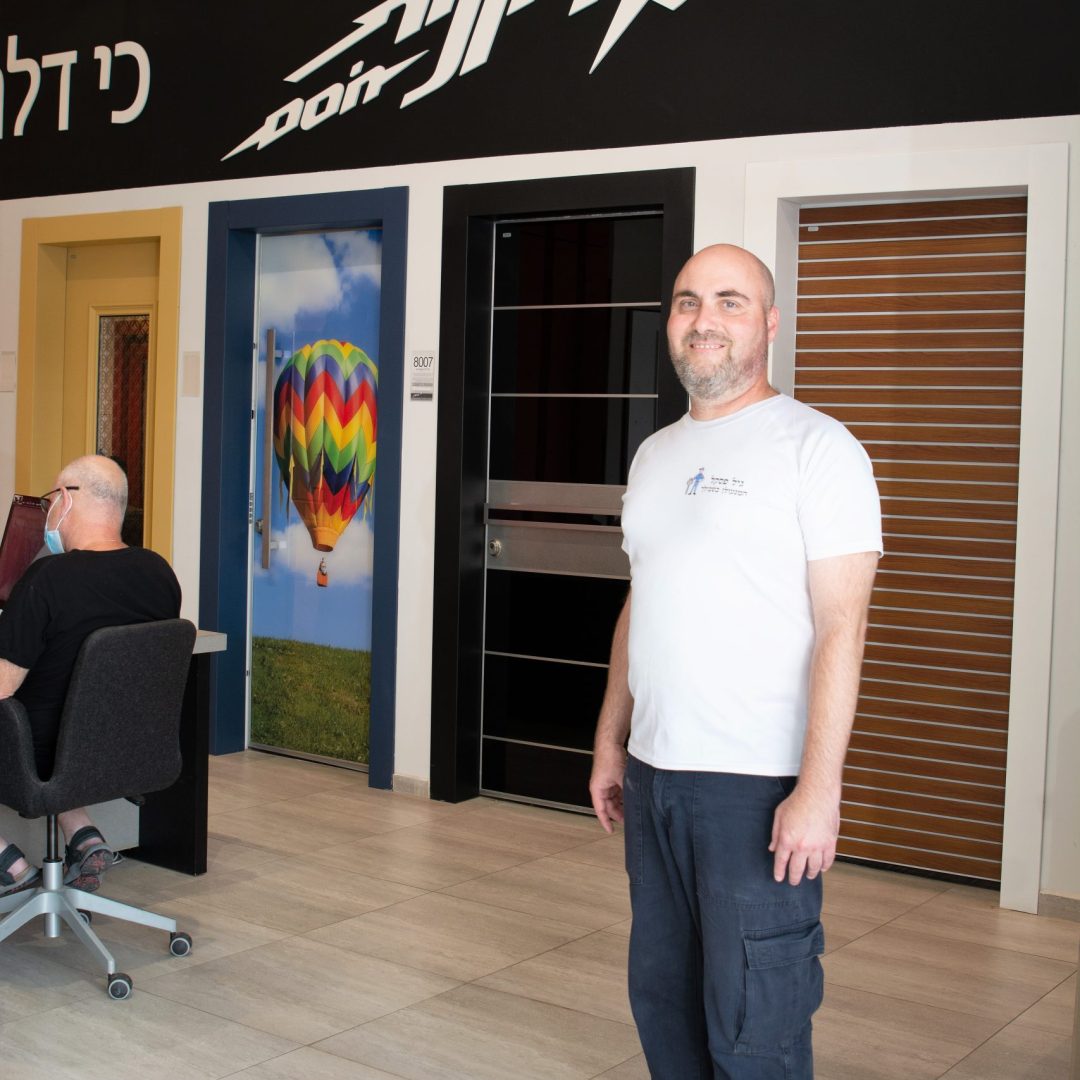 גיל פסקל המנעולן בשבילך באזור השרון והסביבה